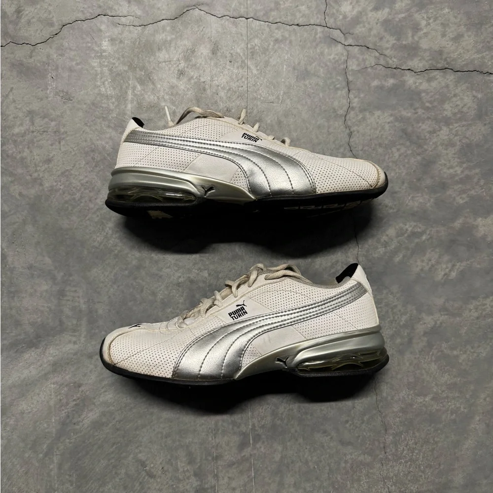 Vintage Puma women's White and Gray Sneakers - Picture 2 of 7